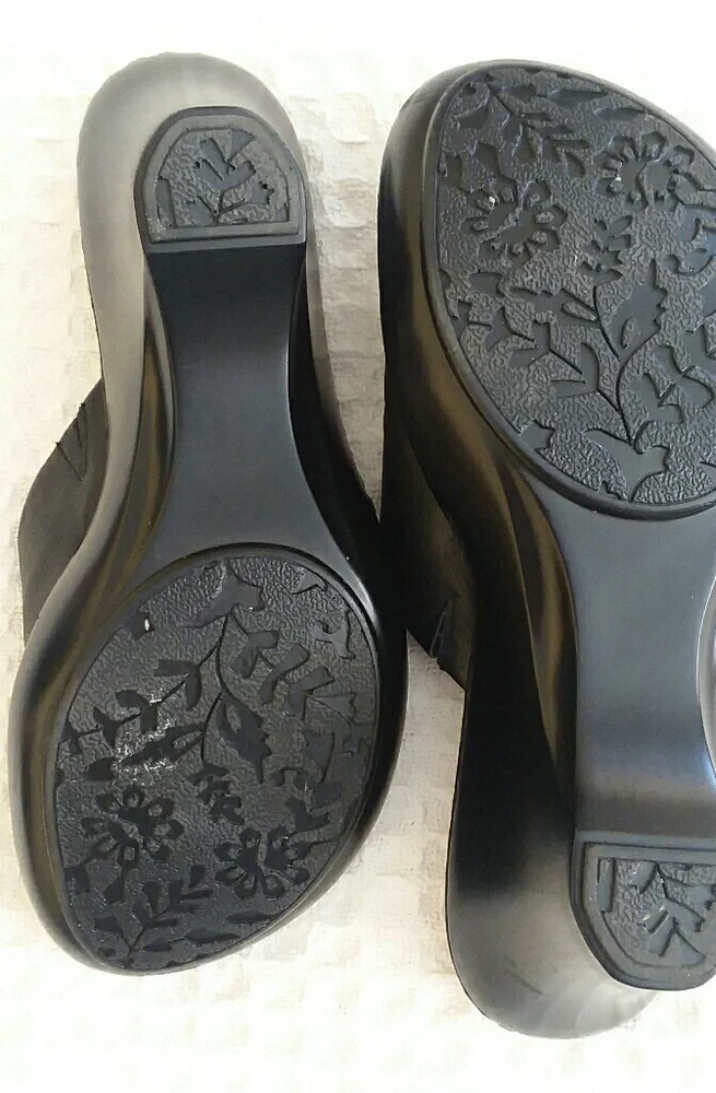 I Love Comfort Black Leather Sandals
